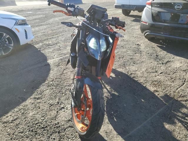 2024 KTM 390 Duke