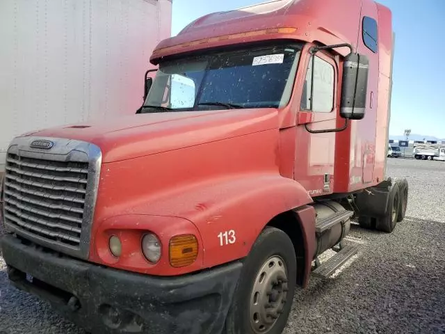 2007 Freightliner Conventional ST120