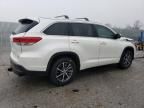 2017 Toyota Highlander SE