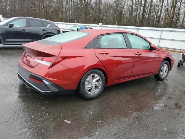 2024 Hyundai Elantra SE