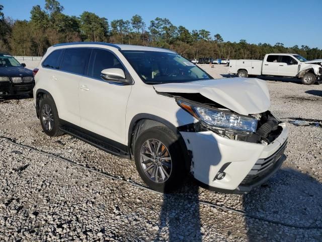 2019 Toyota Highlander SE