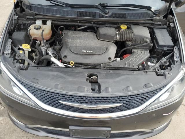 2017 Chrysler Pacifica Touring L