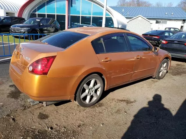 2004 Nissan Maxima SE