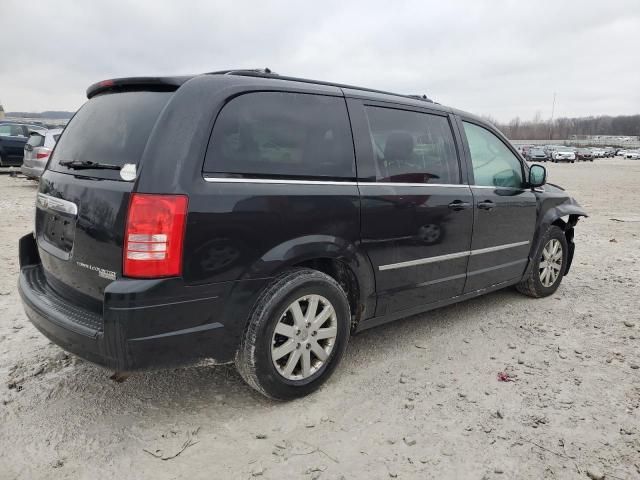 2010 Chrysler Town & Country Touring