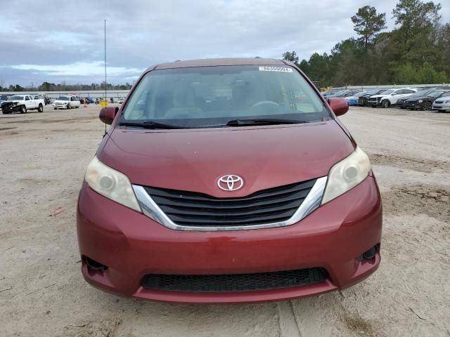 2012 Toyota Sienna LE