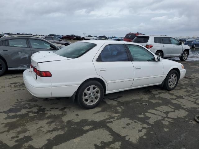 1999 Toyota Camry LE