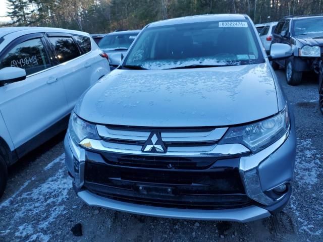 2016 Mitsubishi Outlander SE