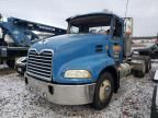 2006 Mack 600 CXN600