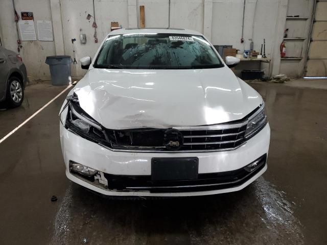 2018 Volkswagen Passat SE