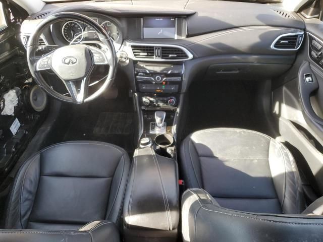 2017 Infiniti QX30 Base