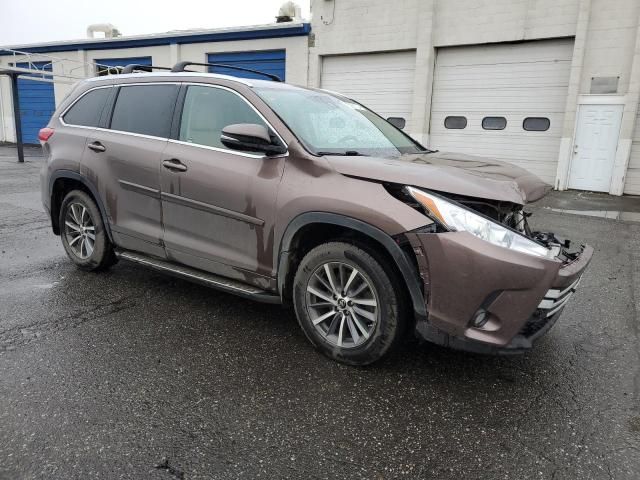 2018 Toyota Highlander SE