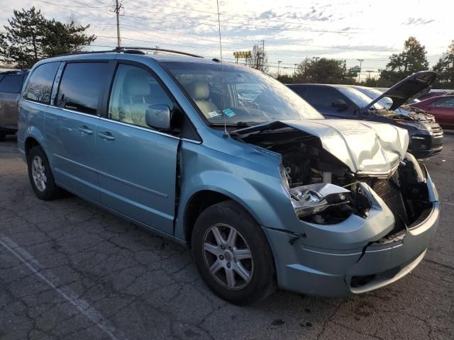 2010 Chrysler Town & Country Touring Plus