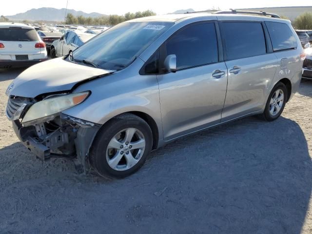 2011 Toyota Sienna LE