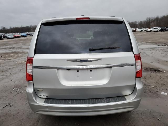 2012 Chrysler Town & Country Touring