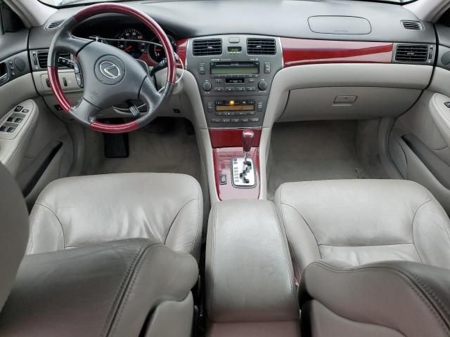 2004 Lexus ES 330