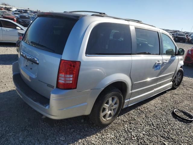 2009 Chrysler Town & Country Touring