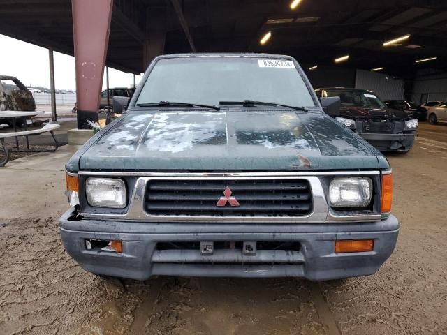 1995 Mitsubishi Mighty Max