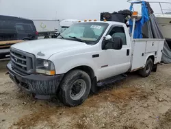 Salvage trucks for sale at Columbia, MO auction: 2004 Ford F350 SRW Super Duty