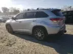 2018 Toyota Highlander SE