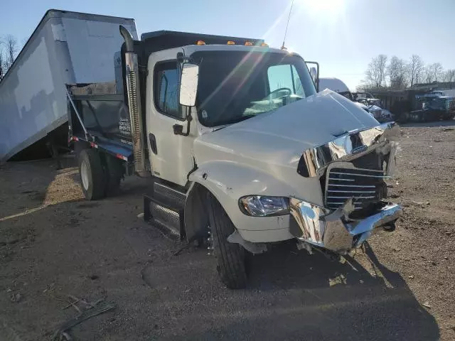 2009 Freightliner M2 106 Medium Duty