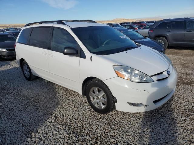 2008 Toyota Sienna CE