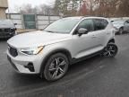 2024 Volvo XC40 Core