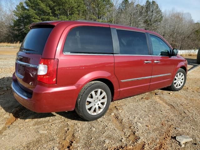 2012 Chrysler Town & Country Touring L