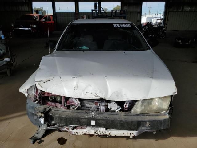 1997 Nissan Sentra Base