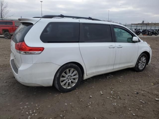 2014 Toyota Sienna XLE