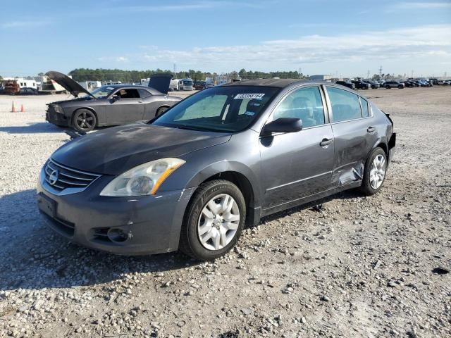 2010 Nissan Altima Base