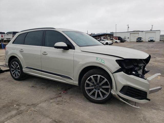 2024 Audi Q7 Premium Plus