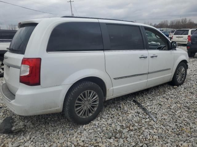 2014 Chrysler Town & Country Touring L