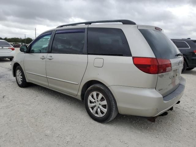 2004 Toyota Sienna CE