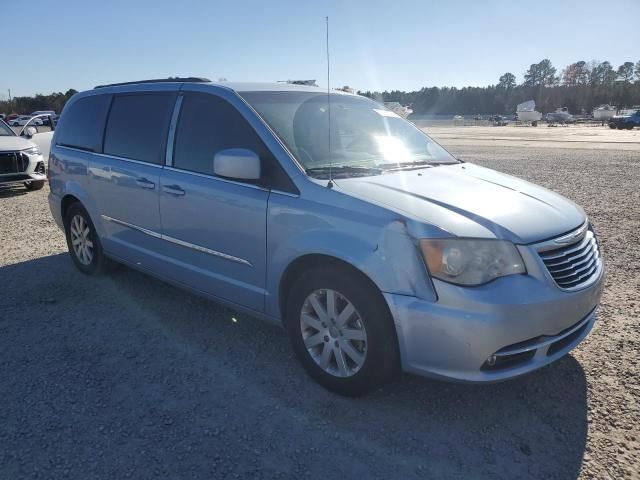 2013 Chrysler Town & Country Touring