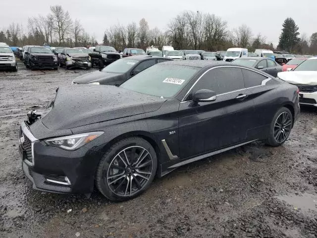 2018 Infiniti Q60 Luxe 300