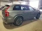 2020 Volvo XC90 T6 Momentum