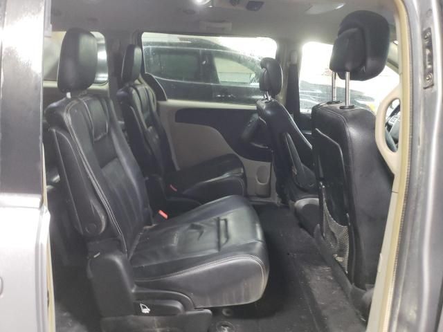 2015 Chrysler Town & Country Touring