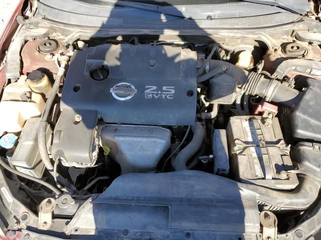 2004 Nissan Altima Base