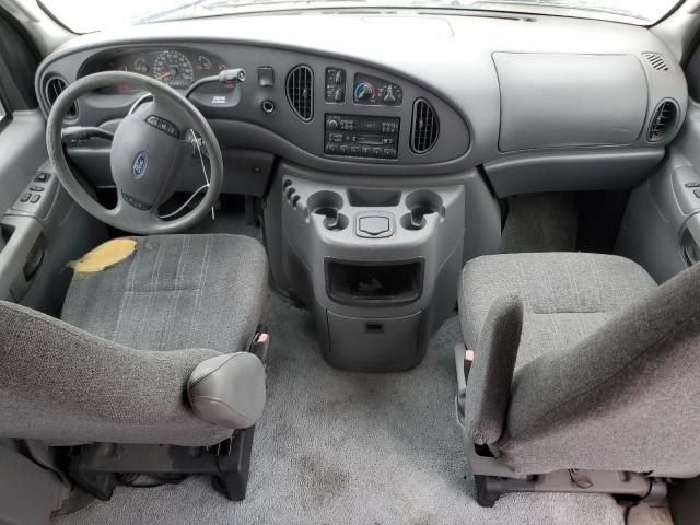 2003 Ford Econoline E250 Van