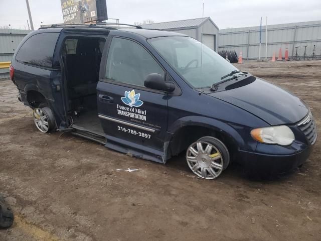 2006 Chrysler Town & Country Touring