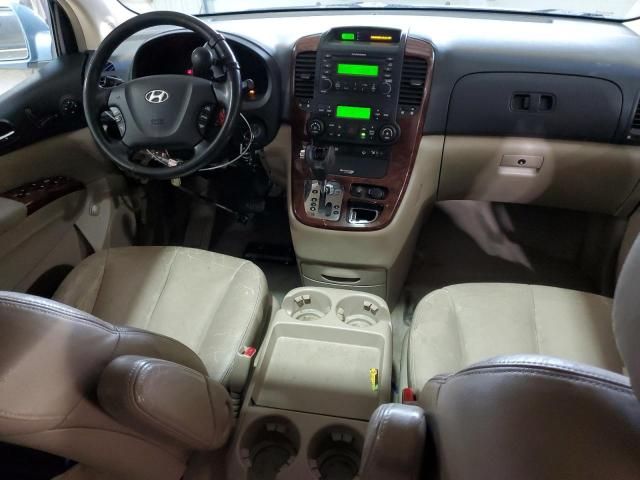 2007 Hyundai Entourage GLS