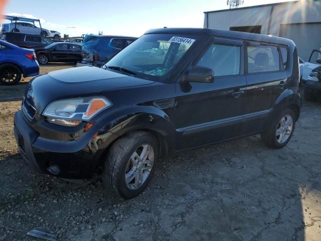 2011 KIA Soul +