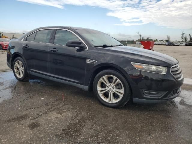 2015 Ford Taurus SEL