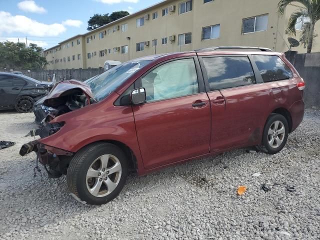 2012 Toyota Sienna LE