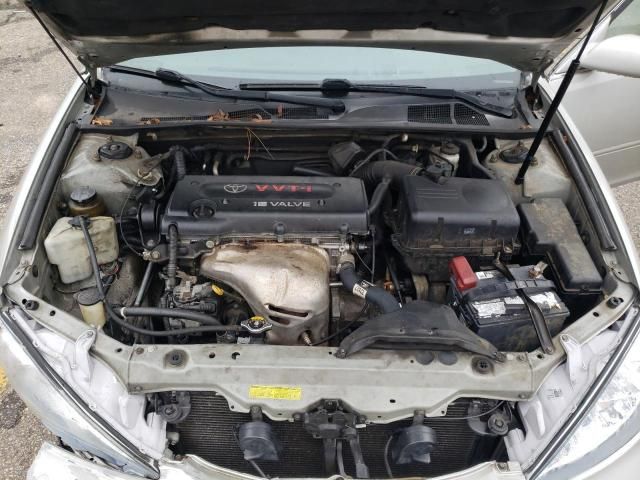 2004 Toyota Camry LE