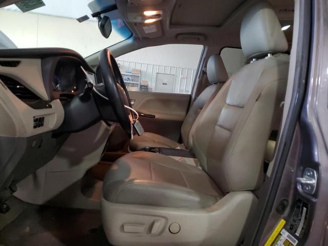 2015 Toyota Sienna XLE