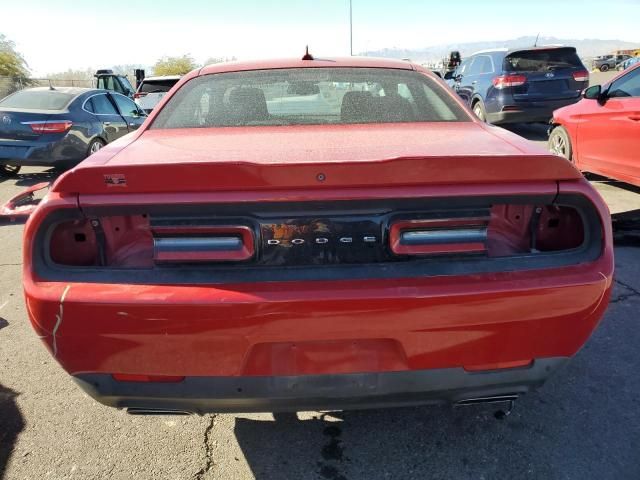 2015 Dodge Challenger SXT