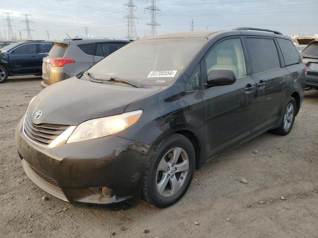 2011 Toyota Sienna LE