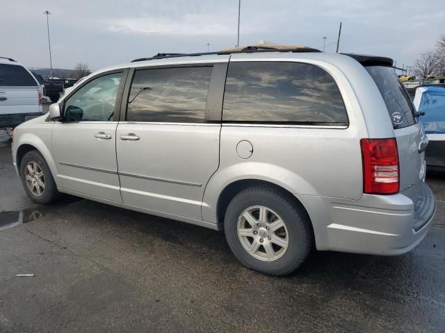 2010 Chrysler Town & Country Touring