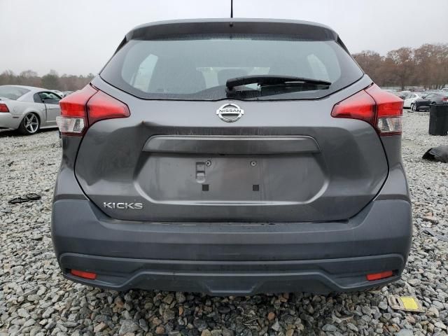 2019 Nissan Kicks S